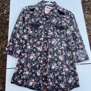 Roar floral 3/4 sleeve button up shirt